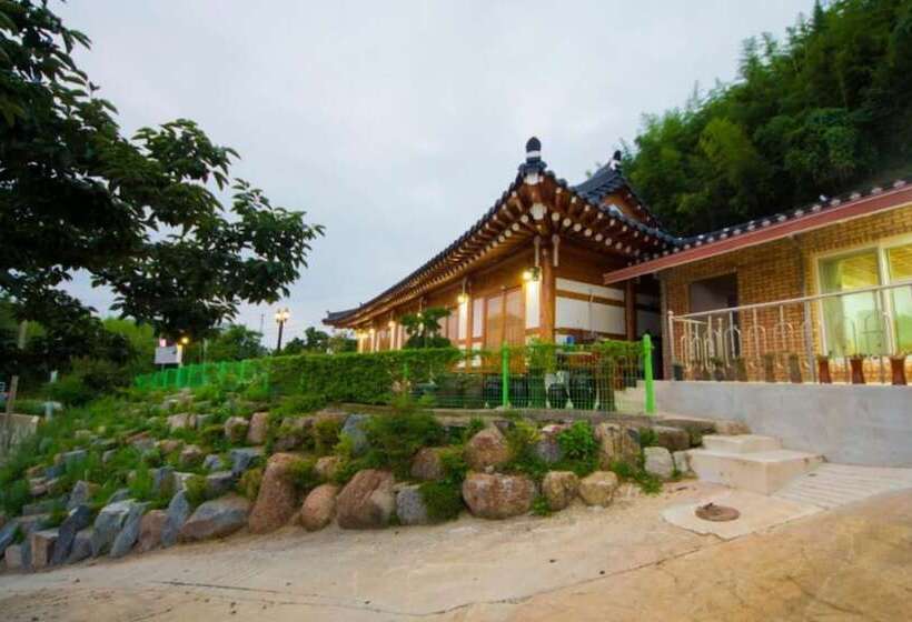 Suncheon Bay Minsok Hanok Pension