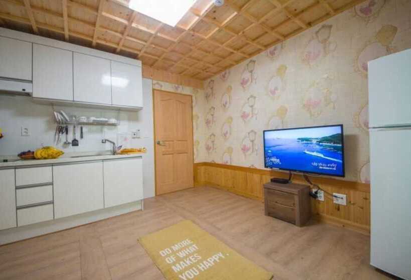 Suncheon Bay Minsok Hanok Pension