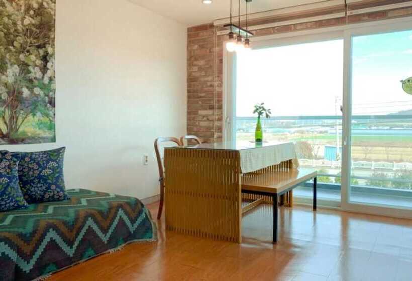 Suncheon New Village Pension