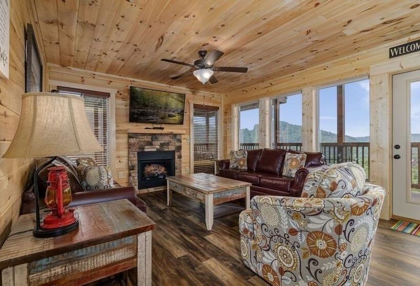 Sunset Vista   4 Bedrooms, 4 Baths, Sleeps 12 4 Cabin By Redawning