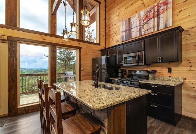 Take A Paws   3 Bedrooms, 3 Baths, Sleeps 8 1 Cabin By Redawning