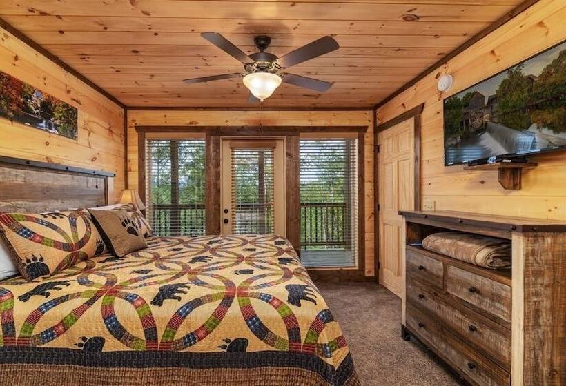 Take A Paws   3 Bedrooms, 3 Baths, Sleeps 8 1 Cabin By Redawning