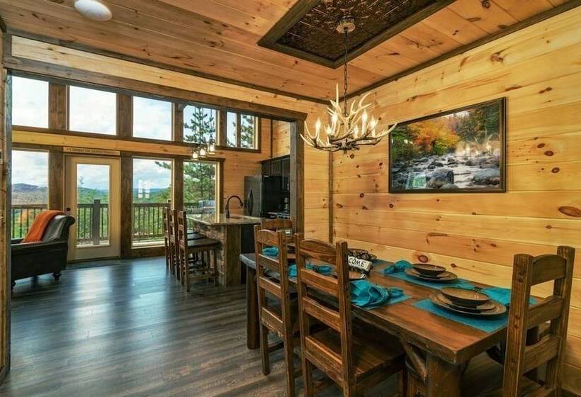 Take A Paws   3 Bedrooms, 3 Baths, Sleeps 8 1 Cabin By Redawning