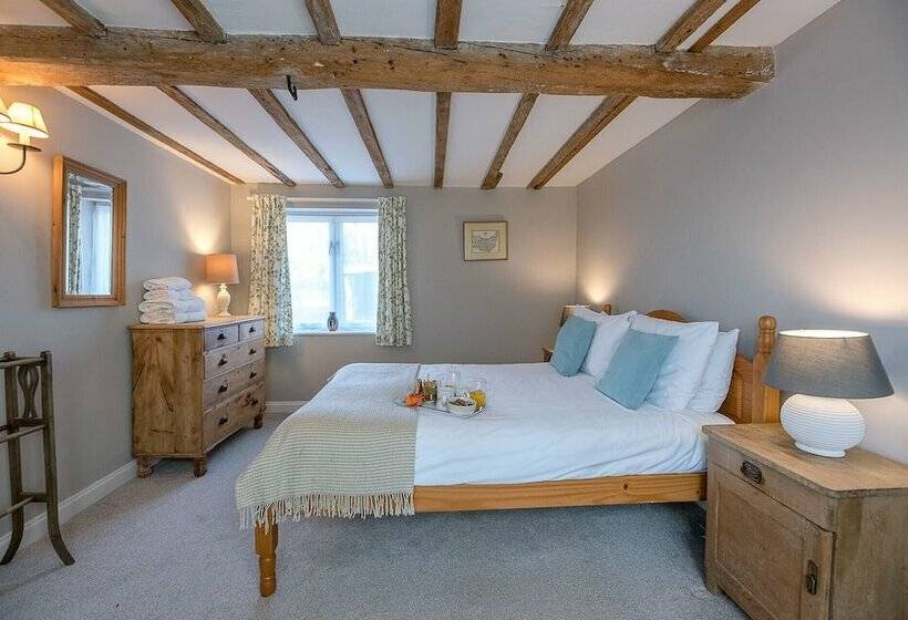 The Hayloft Boundary Farm Air Manage Suffolk