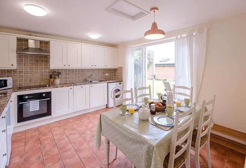 The Hayloft Boundary Farm Air Manage Suffolk