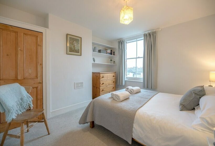 The Townhouse, Ipswich