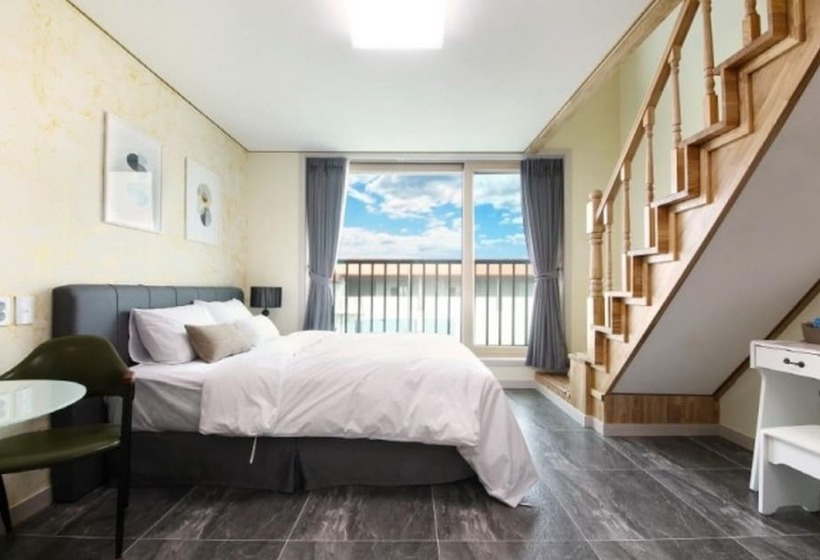 Yangyang Yangyang Pension