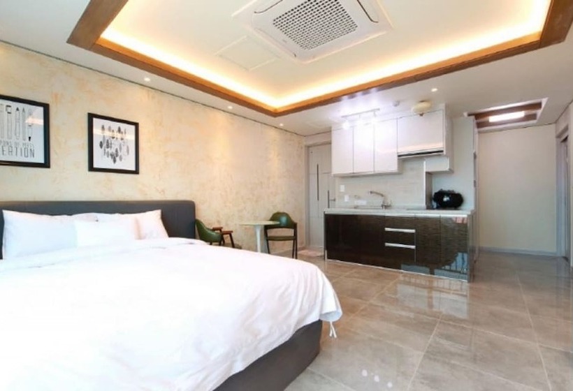 Yangyang Yangyang Pension