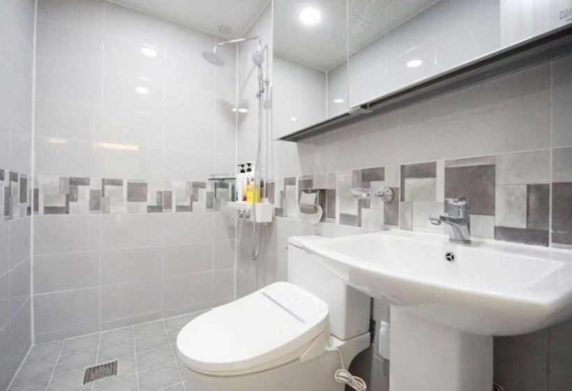 Yangyang Yangyang Pension