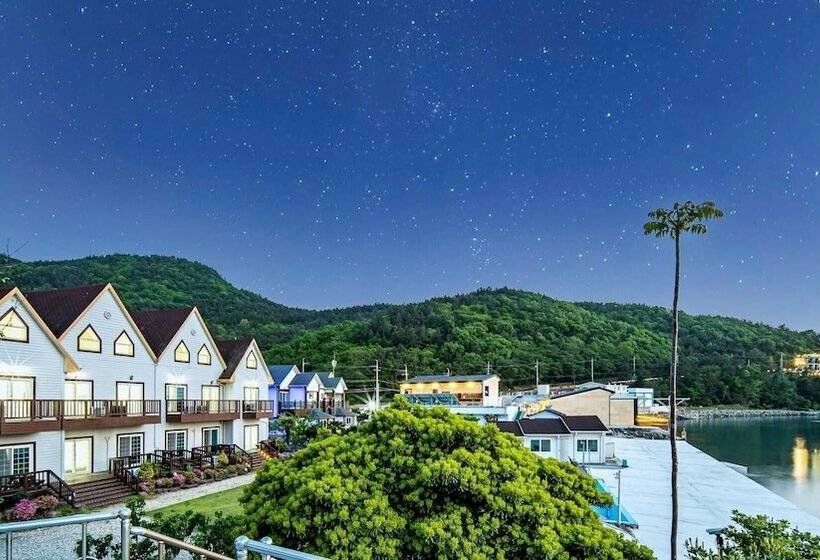 Yeosu Arens Pension