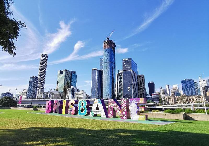 هاستل Roamer Brisbane