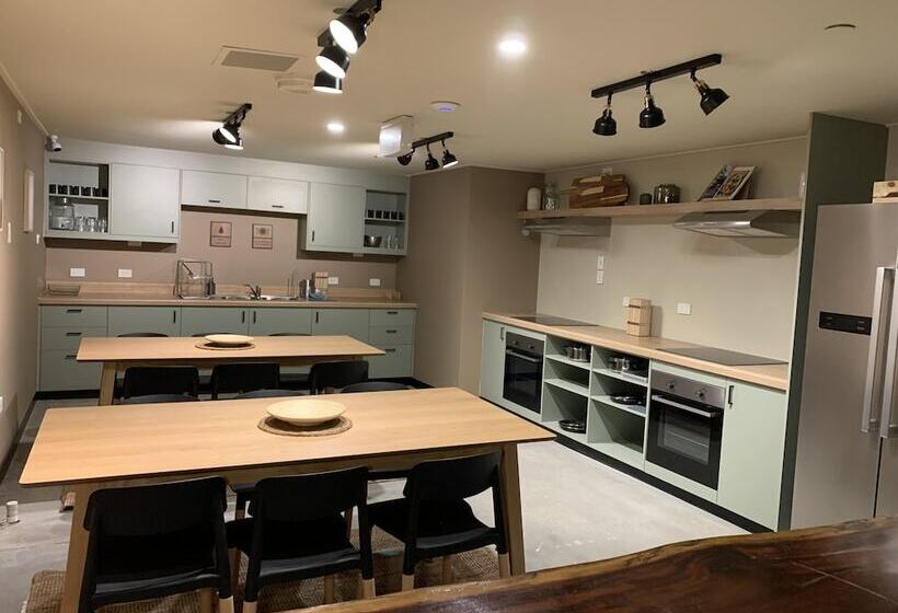 旅馆 Roamer Brisbane