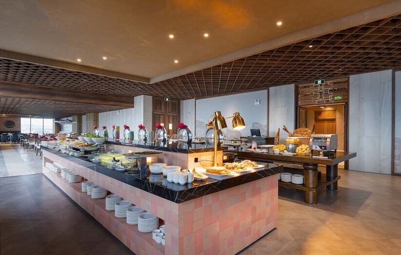 Mandala Hotel & Spa Phu Yen