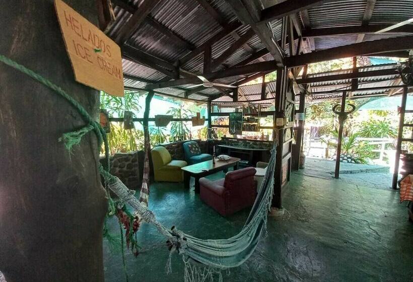 مبيت وإفطار Donde Familia Manito