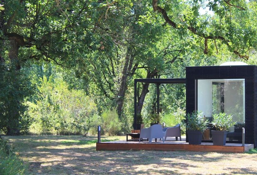 Bed and Breakfast Eco Lodges Lodges In Move   Domaine De Brau