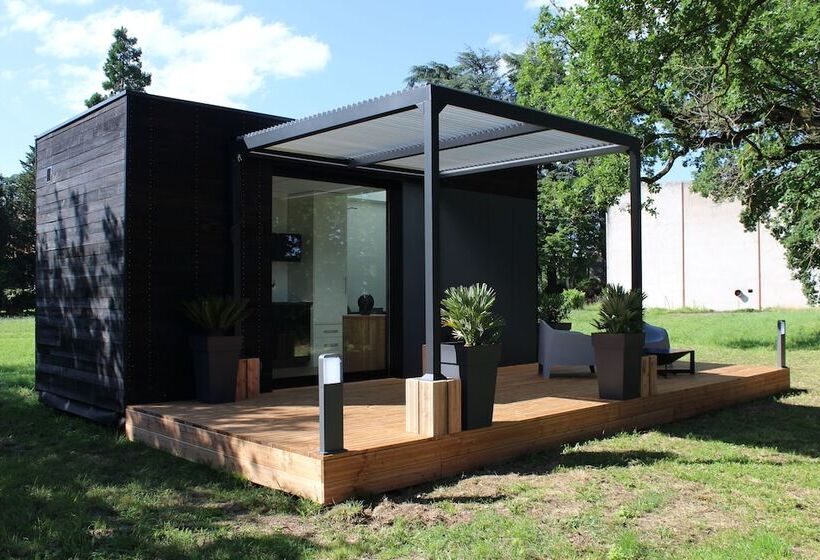 Bed and Breakfast Eco Lodges Lodges In Move   Domaine De Brau