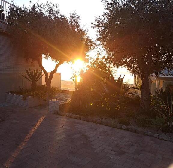 Bed and Breakfast Wellness And Relaxing Time In Ischia Per 16 People