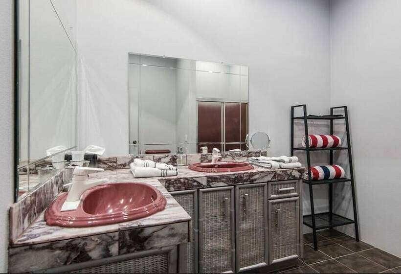 ベッドアンドブレックファースト Starlight Boutique