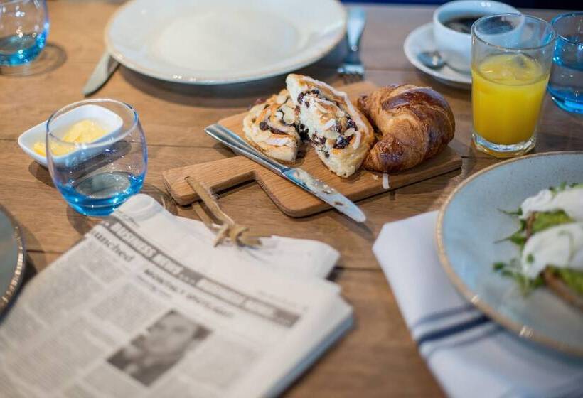 ベッドアンドブレックファースト The Ferry Boat Inn