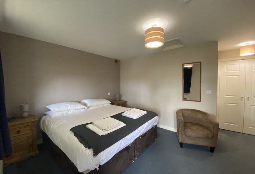 ベッドアンドブレックファースト The Malt Shovel Inn