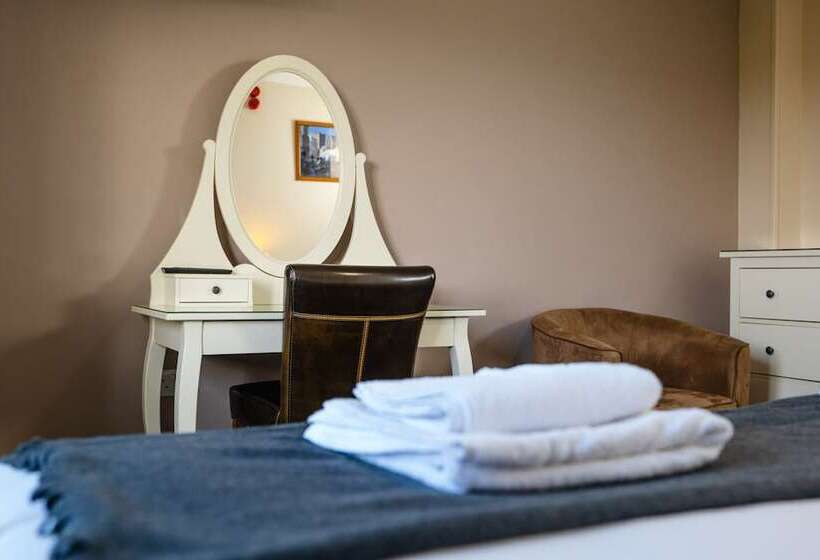 ベッドアンドブレックファースト The Malt Shovel Inn