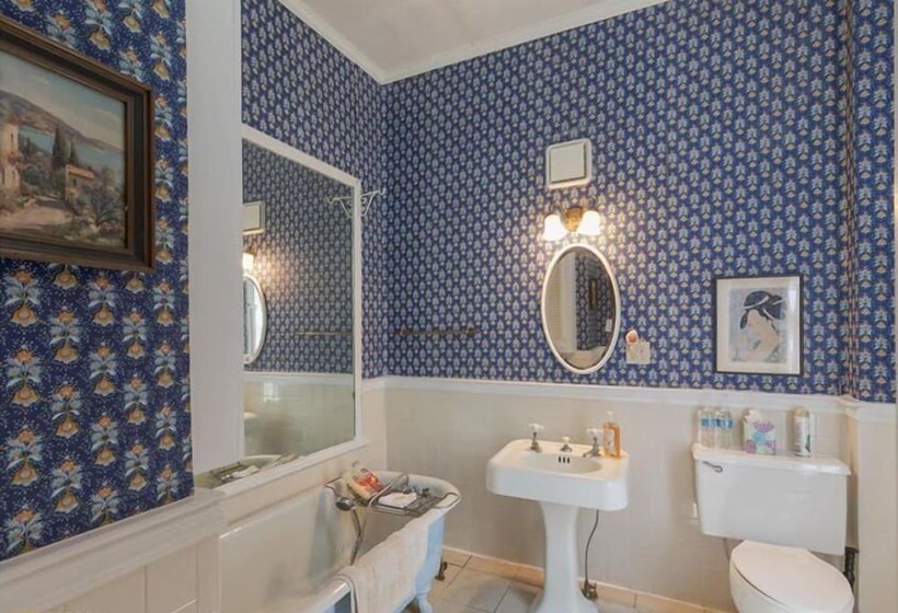 مبيت وإفطار Veranda Historic Inn