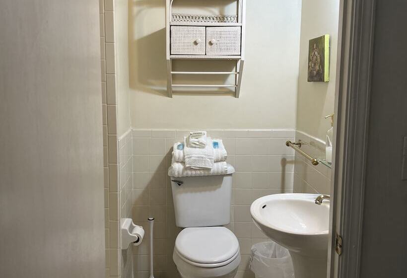 مبيت وإفطار Veranda Historic Inn