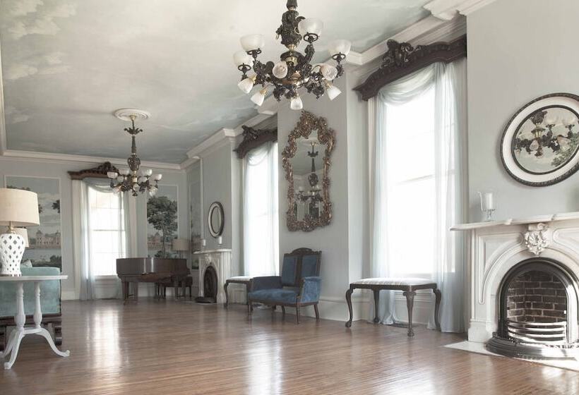 Bed and Breakfast Villa Dewolf