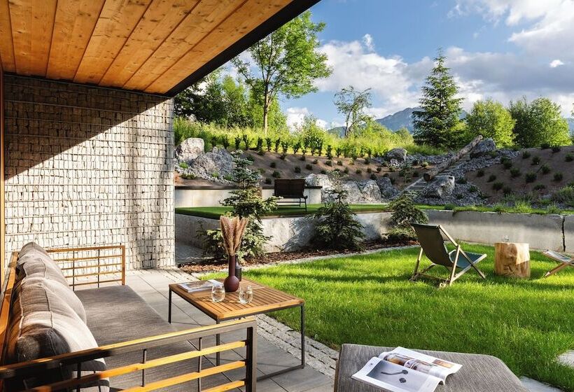 تختخواب و صبحانه Villa T Apartments & Spa