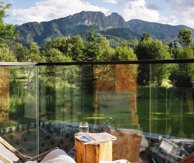 تختخواب و صبحانه Villa T Apartments & Spa