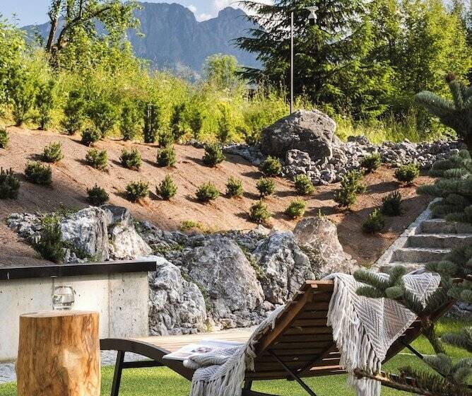 تختخواب و صبحانه Villa T Apartments & Spa