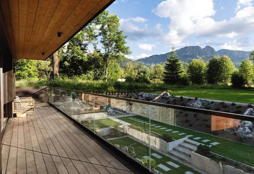 تختخواب و صبحانه Villa T Apartments & Spa