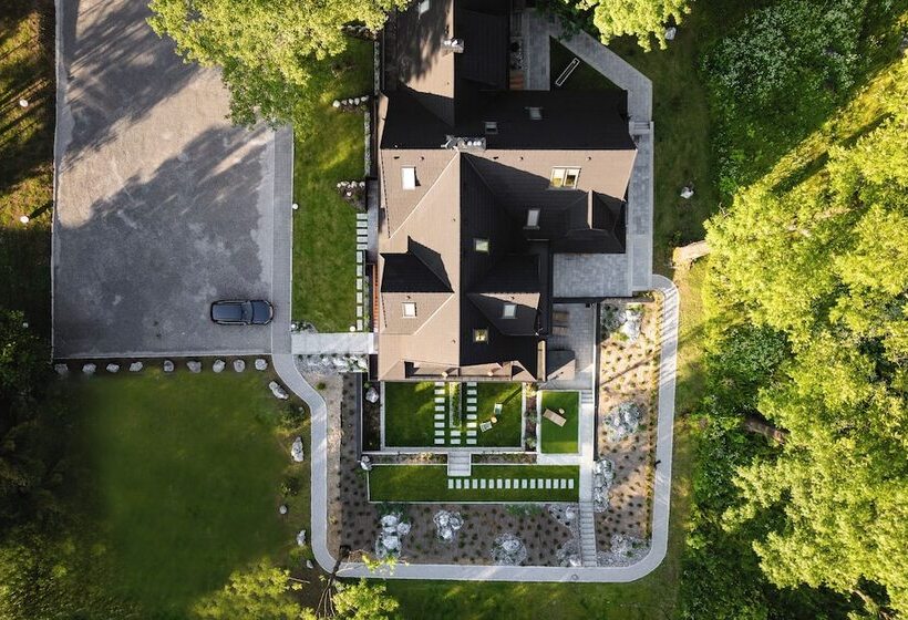 تختخواب و صبحانه Villa T Apartments & Spa