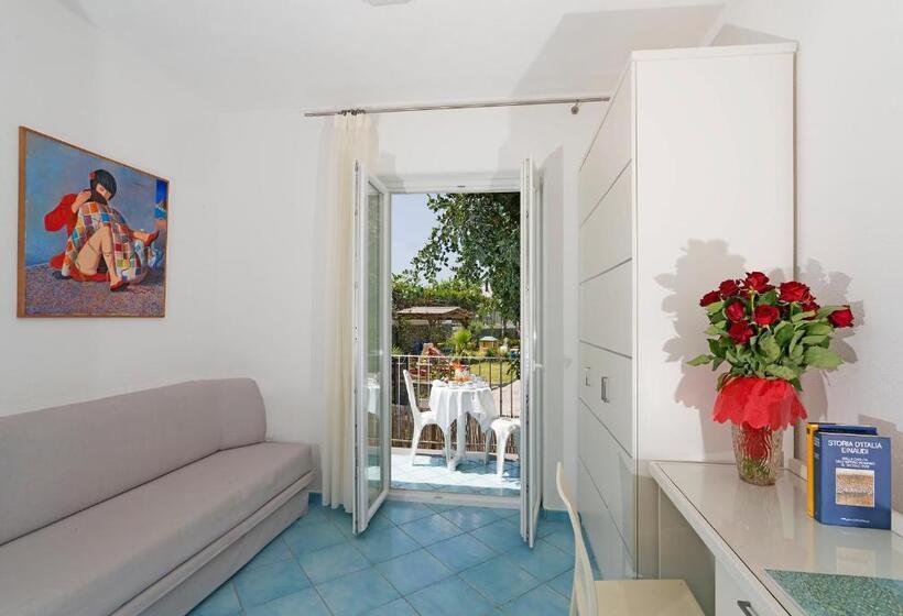 Bed and Breakfast Wellness And Relaxing Time In Ischia Per 16 People