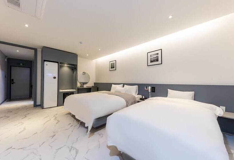 Boeun Malti Self Check In Motel