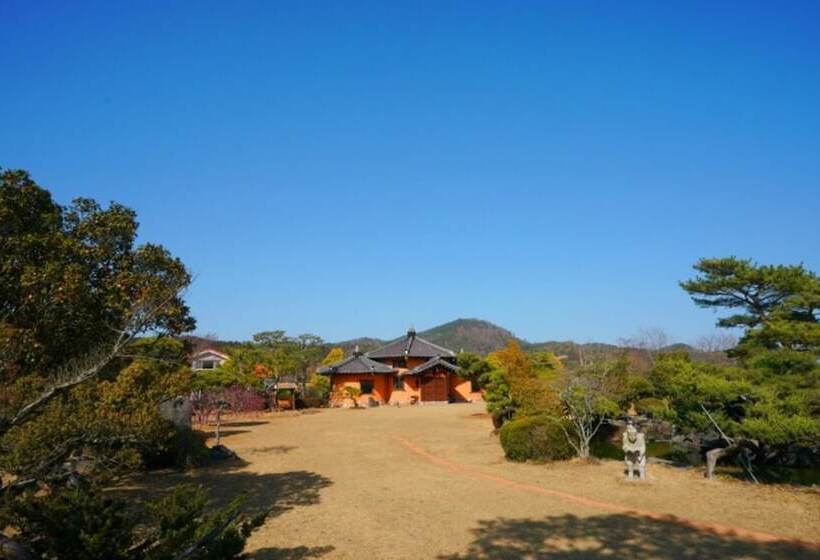 Boseong Carmel Royal Pension