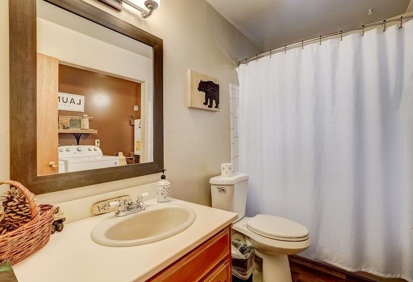 Come Snuggle Up At Cozy Bear Cabin!