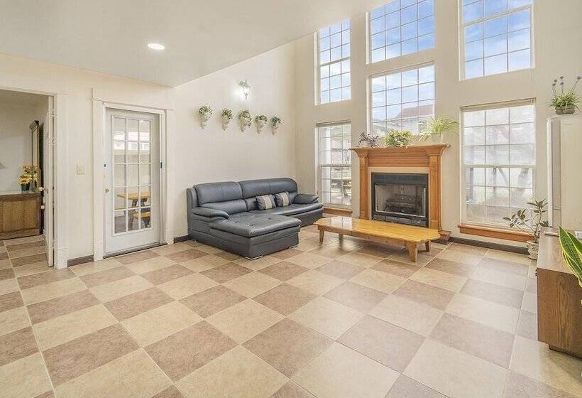 Daebudo Fullhouse Pension