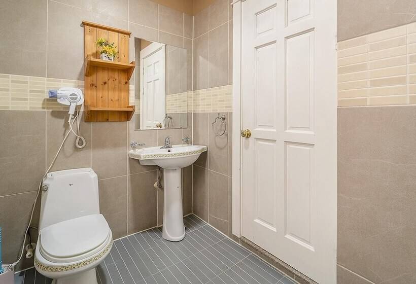 Daebudo Fullhouse Pension