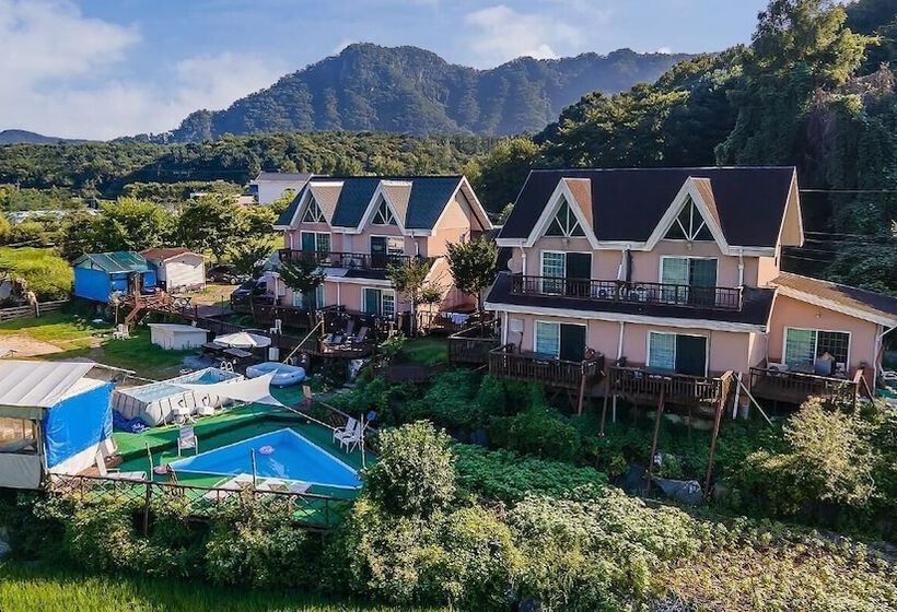 Gapyeong Dochi Vill Pension