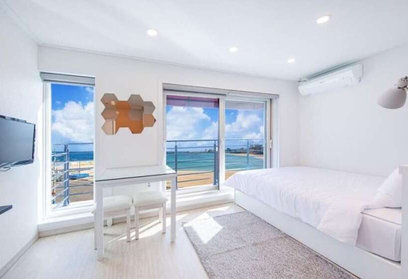 Goseong Badasga Per Osyeonbyu Pension