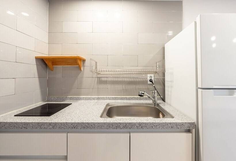 Goseong Badasga Per Osyeonbyu Pension