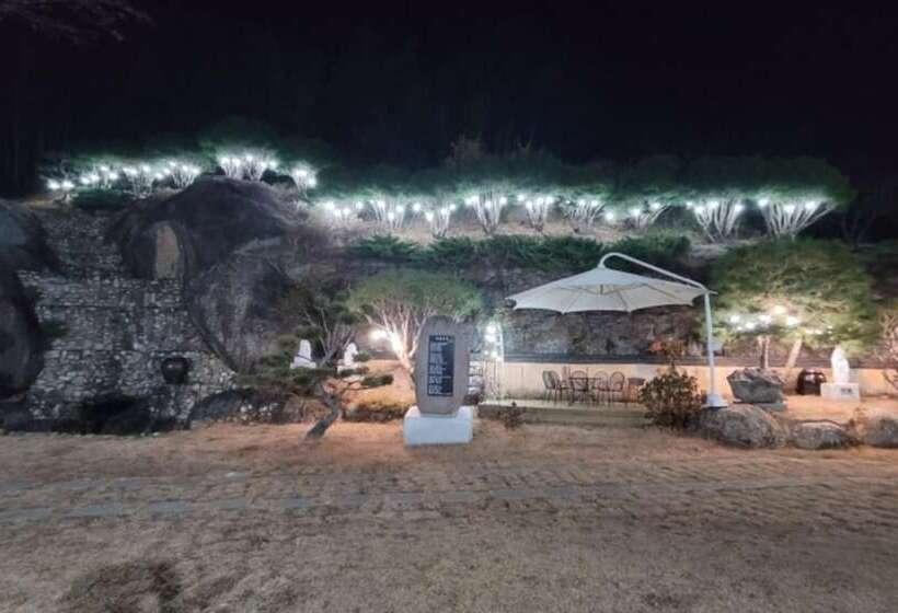 Hadong Mulkkot Gardens Pension