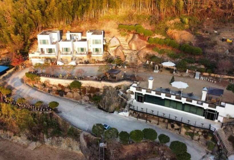 Hadong Mulkkot Gardens Pension