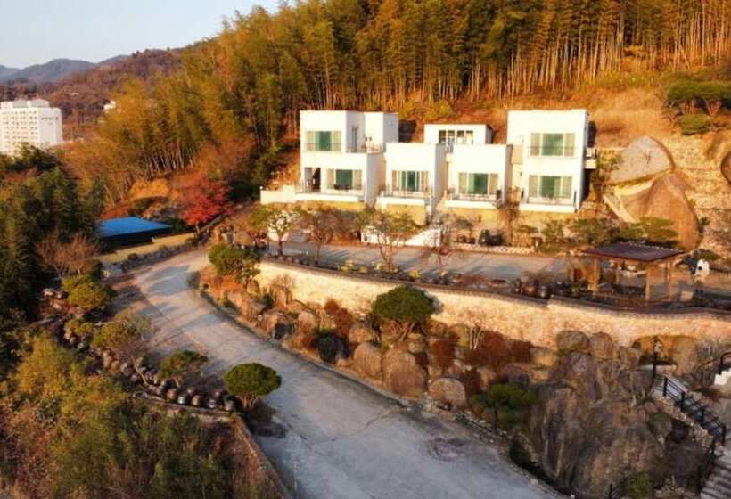 Hadong Mulkkot Gardens Pension