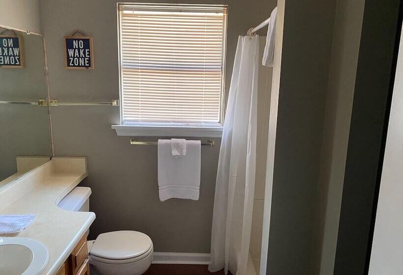 Hales Bar Marina And Resort