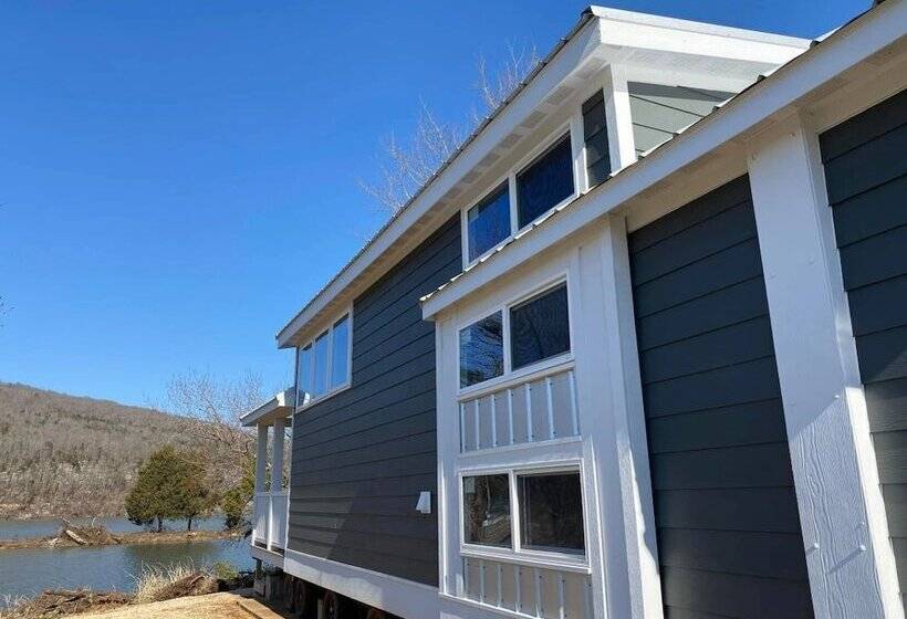 Hales Bar Marina And Resort