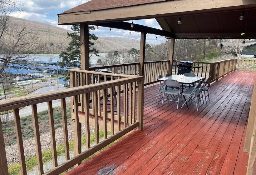 Hales Bar Marina And Resort