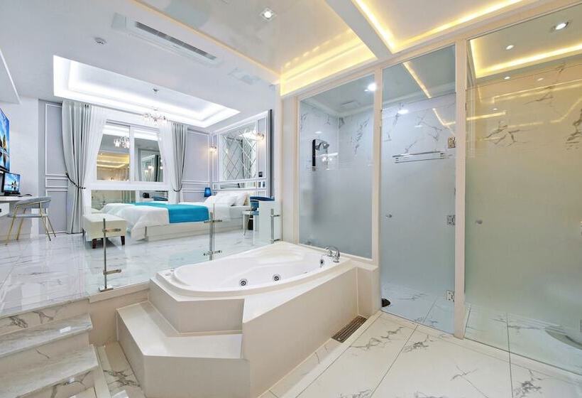 Haman Best Self Check In Motel