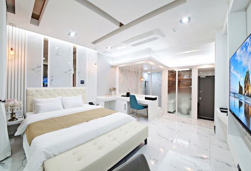 Haman Best Self Check In Motel